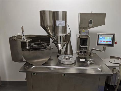 Semi Automatic Encapsulation Machine Cgn D W Size And Change Parts Automatic Capsule