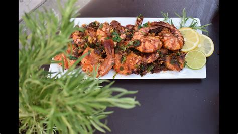 Hurry up and grab them today! Tiger shrimp stir fry mom's secret recipe ඉස්සෝ තෙල් දැමිම ...