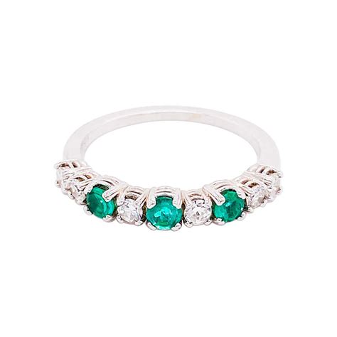 Customizable 18k Emerald W Diamond Ring Band 44 Carat Total Weight