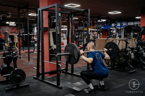 Why Do My Legs Shake When I Squat