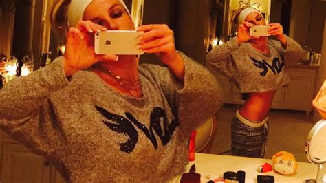 Britney Spears Flashes Washboard Stomach In Skinny Selfie As She Finishes Long Day Of Recording