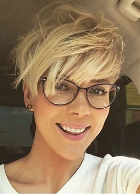 47 Chic Short Haircuts With Glasses Page 2 Of 47
