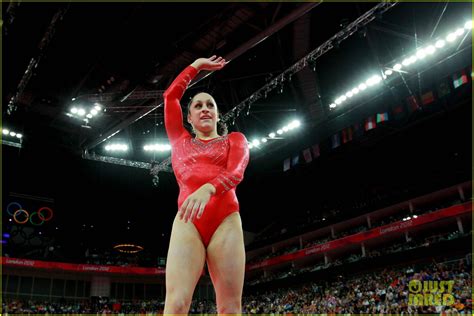 Us Womens Gymnastics Team Wins Gold Medal Photo 2694870 2012