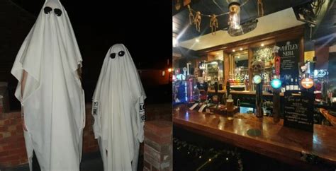 From Great To Gruesome Ranking Lincoln Pubs Halloween Decorations
