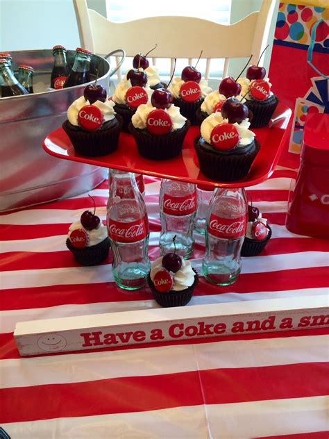Coke Themed Birthday Decor Decorações De Bolo De Natal Bolo De