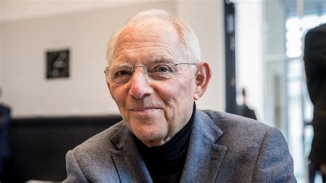 Wolfgang schäuble warnt die csu vor bundesweiter schäuble erinnert mich, was ich kinkel 1990 sagte: Wolfgang Schäuble privat: So tickt der Ex-Finanzminister ...