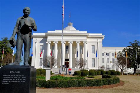 Alabama State Capitol Building In Montgomery Alabama Encircle Photos