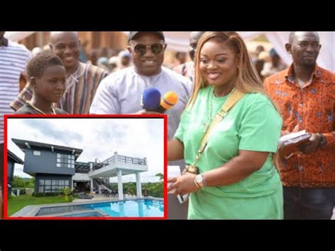 Jackie Appiah Mum Surprise The Queen Mother Of Her Hometown Built