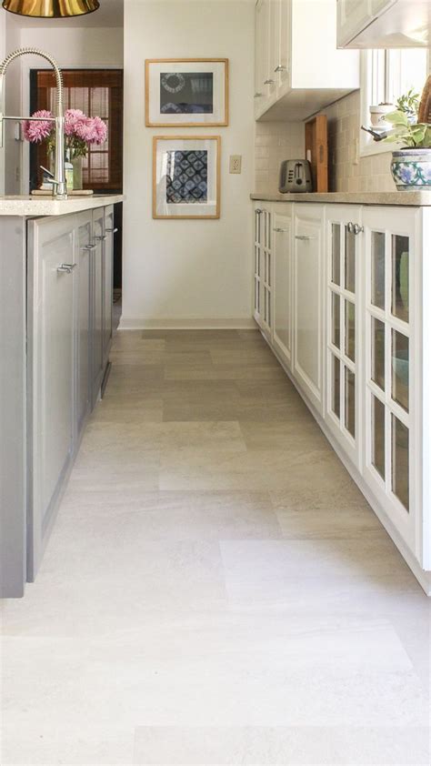 Some Examples Of Modern And Traditional Kitchen Floor Ideas Vinyl