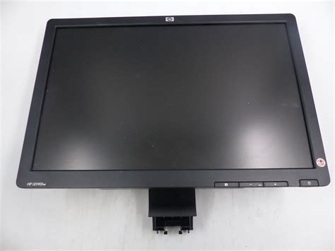 Hp Le1901w 19 Widescreen Lcd Monitor 1440 X 900 Vga 1610 Nk570a Mdg