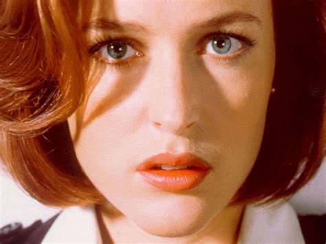 Gillian Anderson Celebrates The X Files 20th Anniversary With A Letter