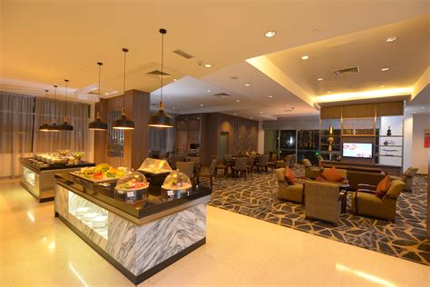Room amenities, details, and policies. Executive Club Lounge | Holiday Inn Melaka