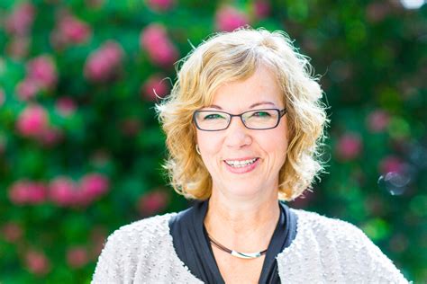 Ein fischereischein bestätigt seinem inhaber das vorhandensein der für die fischereiausübung notwendigen mindestkenntnisse zum umgang mit der lebenden kreatur fisch und dem ordnungsgemäßen verhalten am gewässer. Wir! - SBS