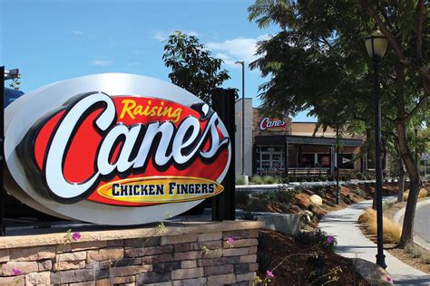 Raising Canes Announces Visalia Opening Date The Sun Gazette Newspaper