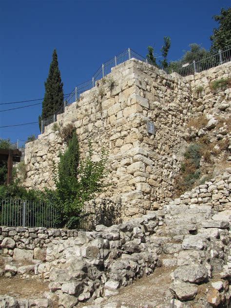 Hasmonean Walls And Towers Jerusalem 101