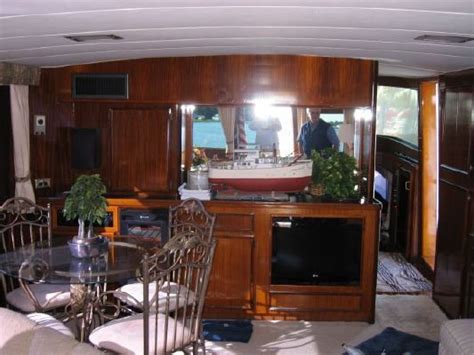 Hatteras 53 Ed Motor Yacht Stabilized 1985 Boats For Sale And Yachts