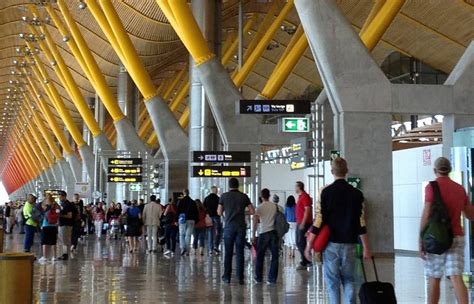 Terminal T4 Del Aeropuerto Madrid Barajas Adolfo Suárez Uso Madrid