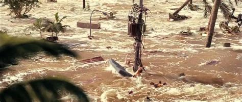 Stars ewan mcgregor, tom holland and naomi watts in a academy awards nominated role. The Impossible - Tsunami - YouTube