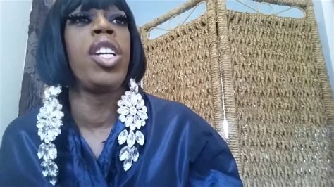 Shots of starbucks, packets of oatmeal, nutella, m&ms, kraft mac. "And I Oo-" Jasmine Masters is the Most Popular GIF of ...