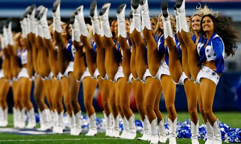 17 Of The Worst Cheerleader Fails Youve Ever Seen Trendflasher