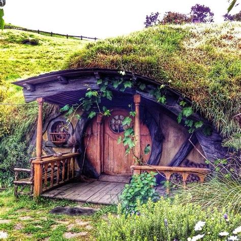 Hobbiton New Zealand Hobbit House Hobbit Hole The Hobbit