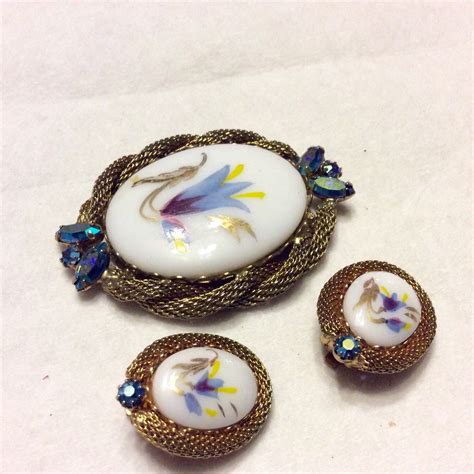 Hand Painted Porcelain Brooch And Earrings Set S Etsy Vintage