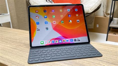 Apple Ipad Pro 129 Inch 2020 Review Laptop Mag