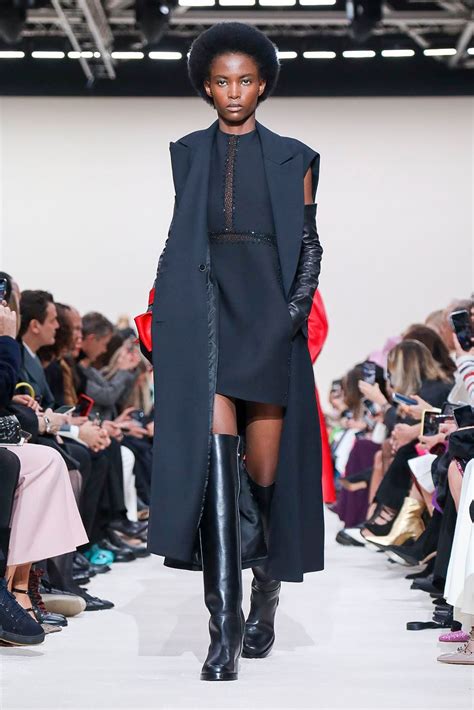 Every Look From Valentino Fallwinter 2020 Cr Fashion Book