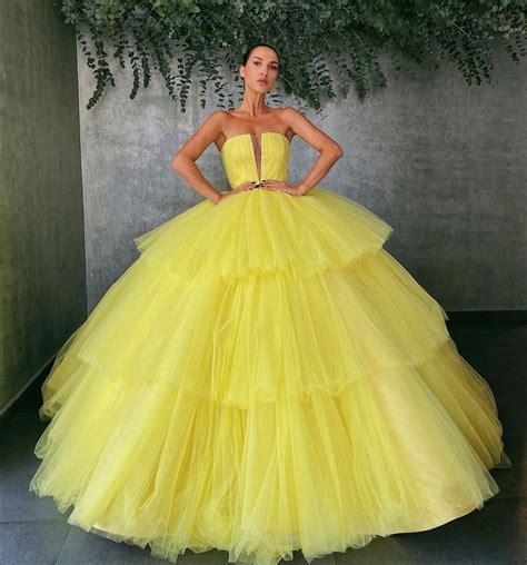 Bandeau Backless Yellow Ballgown Tulle Layered Skirt Ball Gowns Unique Prom Dresses Ball