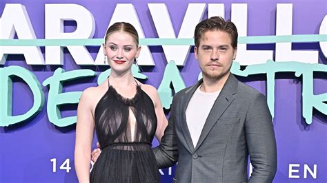 Intime Szenen So War Dreh Für Dylan Sprouse Und Virginia