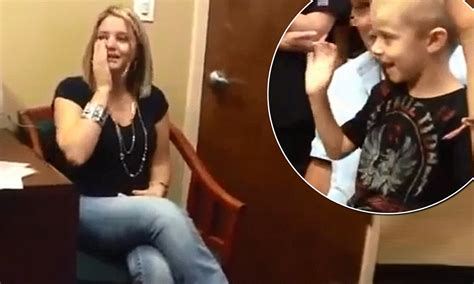 Deaf Woman Hears Heartwarming Video Captures Moment 26 Year Old Woman