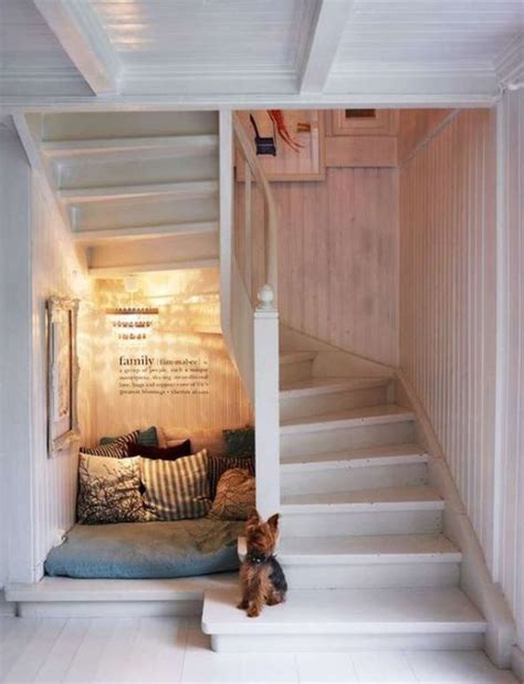 12 Awesome Under Stair Dog House Ideas To Maximize Your Space