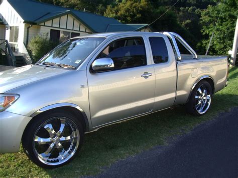 2005 Toyota Hilux Boostcruising