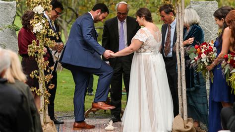13 Jewish Wedding Traditions And Rituals You Need To Know Jewish