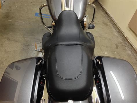 Whatever you need, it is custom built, hand shaped with gel and a leather cover. 2014 Street Glide FLHX OEM seat *take off* - Harley ...