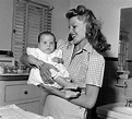Lovely Pics of Rita Hayworth at Home in Beverly Hills With Her Daughter ...