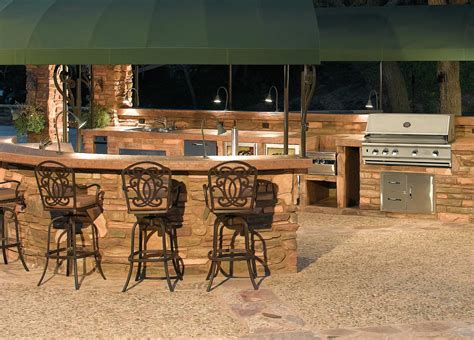 Custom Outdoor Kitchen Design Configurations Circular Table Bar