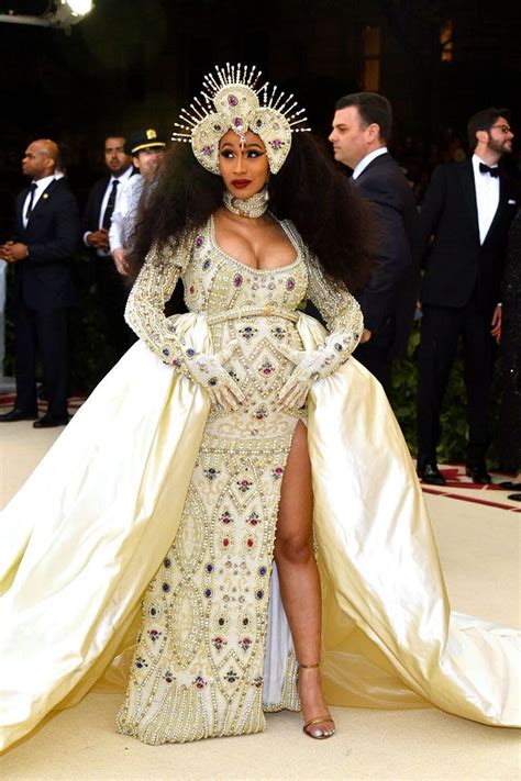 The Most Outrageous Met Gala Looks Of All Time Gala Outfit Met Gala