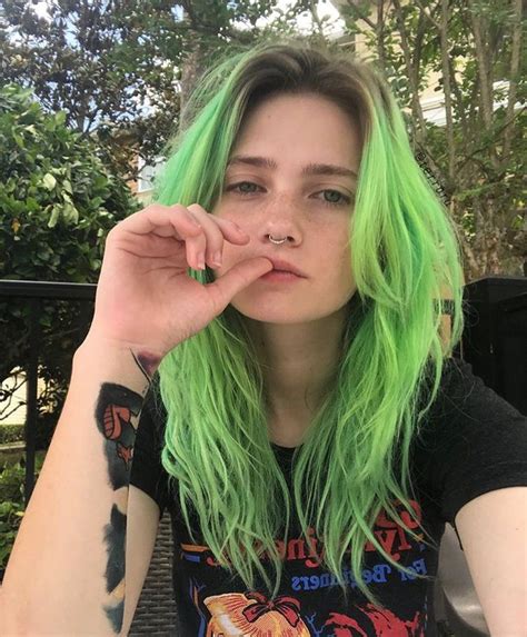 I Love Her Hair 😍 By Terroru ♥️ Green Hair Hair Streaks Hair Styles