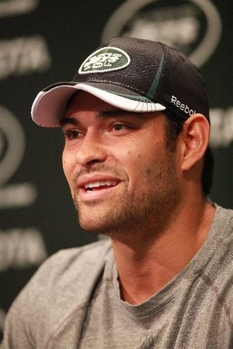 Jets Qb Mark Sanchez Says He Is Willing To Restructure Contract To Help