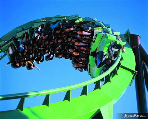 NewsParcs - Green Lantern Extreme Thrill Coaster debuts today at Six ...