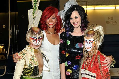 Rihanna And Katy Perrys Beautiful Friendship Mirror Online