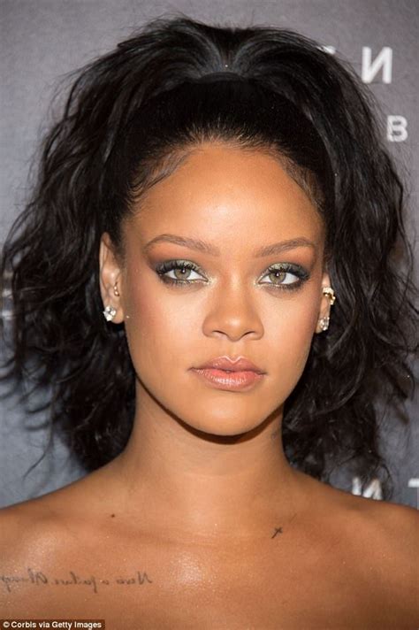 Would You Wear Eyeliner As Colorful As The One Seen On Rihanna