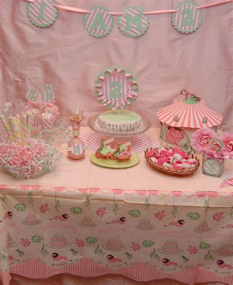 maddyson s lane girls vintage circus party vintage circus party carnival birthday parties