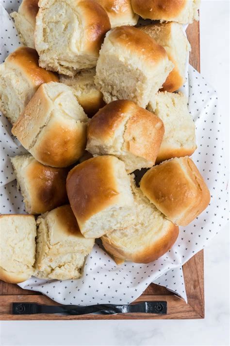 Old Fashioned Yeast Rolls A 100 Year Old Recipe Feast And Farm