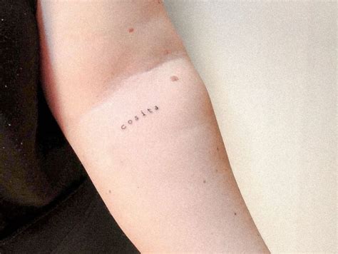 15 Tatuajes De Letras Que Te Convencerán De Hacerte Uno Tú También