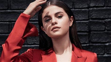 Confira O Ensaio Fotográfico De Selena Gomez Para Publicação De Moda Vagalume