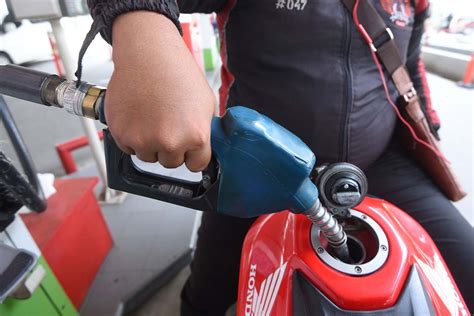 Malaysia will abolish subsidies for gasoline and diesel starting next month as falling oil prices provide prime minister najib razak the opportunity to this is a very small window of opportunity given the collapse in international fuel prices, which has basically fallen to the subsidized domestic fuel prices. Lawmaker calls for fuel subsidy for Pertamax - Business ...