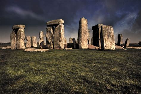 New Study Reveals Source Of Stonehenge Rocks History
