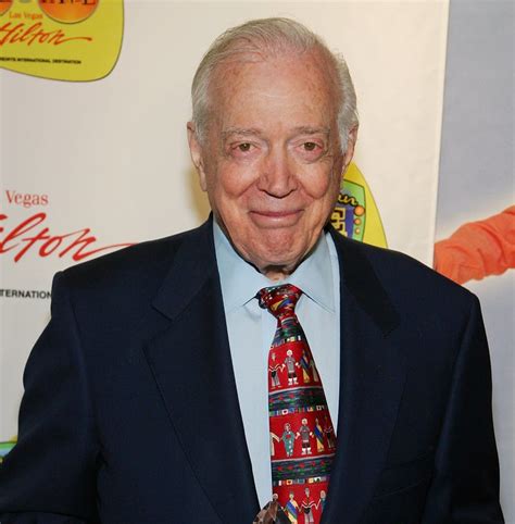 Former ‘today And ‘2020 Host Hugh Downs Dies At 99